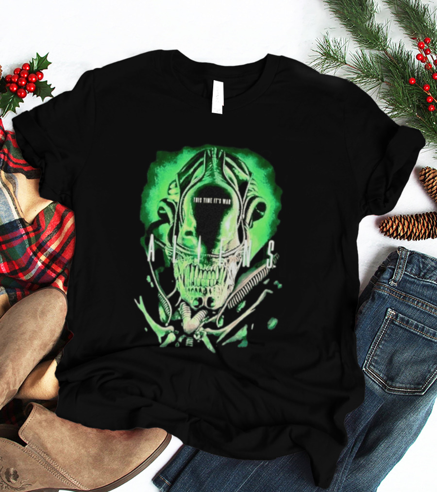 Xenomorph Aliens This Time It's War Alien Franchise Movie T-Shirt