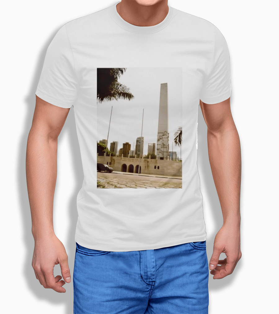 Obelisco Do Ibirapuera M M D C Viveram Pouco Para Morrer Bem Morreram Jovens Historical Monument São Paulo Brazil T-Shirt
