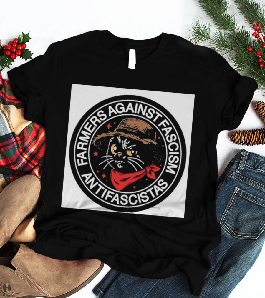 Farmers Against Fascism Antifascistas Cat Straw Hat Red Bandana T-Shirt