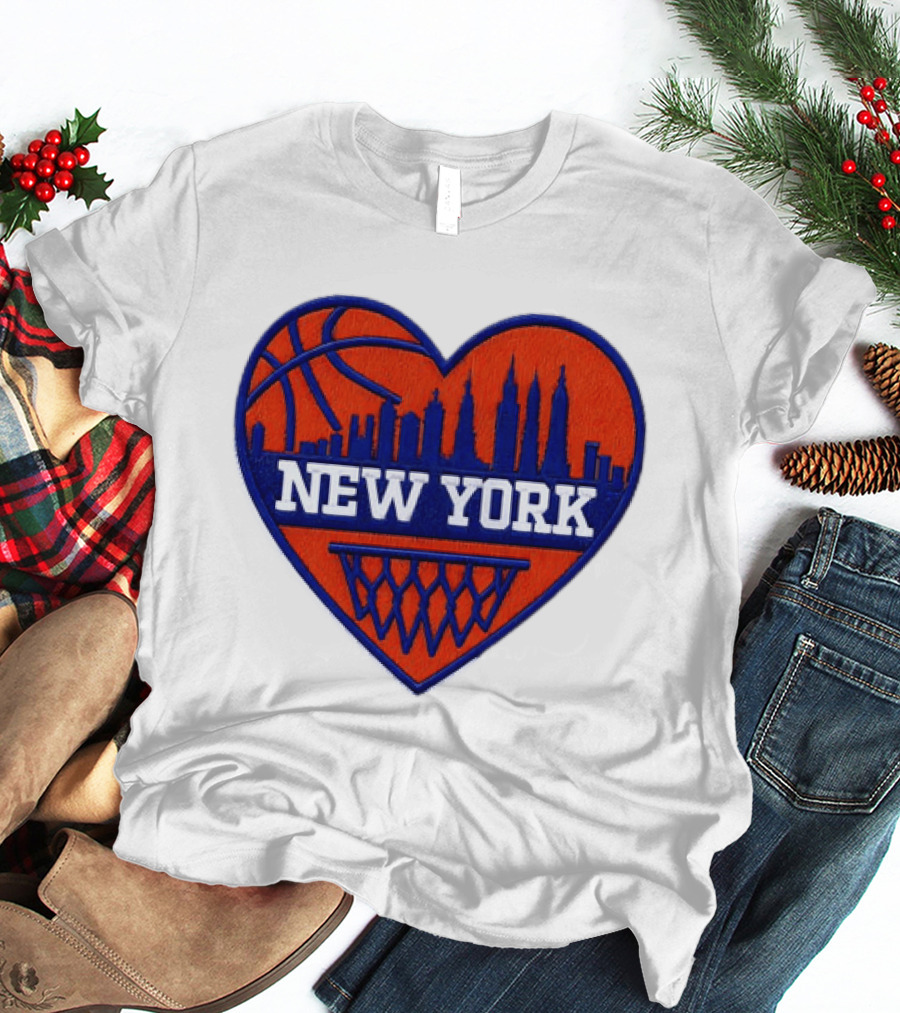 New York Knicks Heart Skyline Basketball Hoop T-Shirt