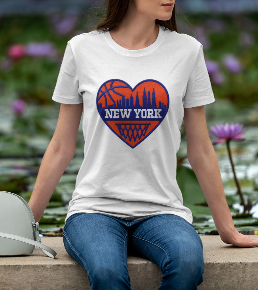 New York Knicks Heart Skyline Basketball Hoop T-Shirt