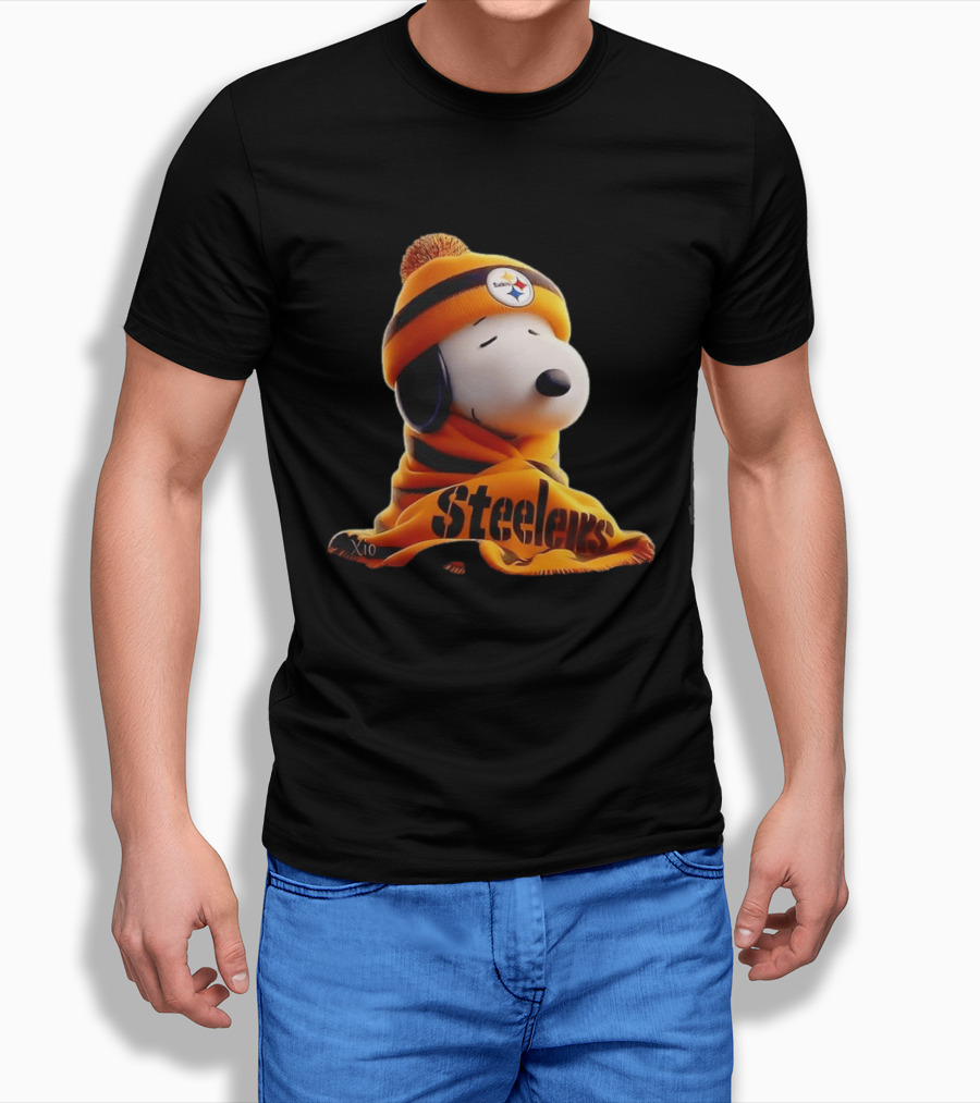 Snoopy Steelers Winter Hat And Scarf T-Shirt