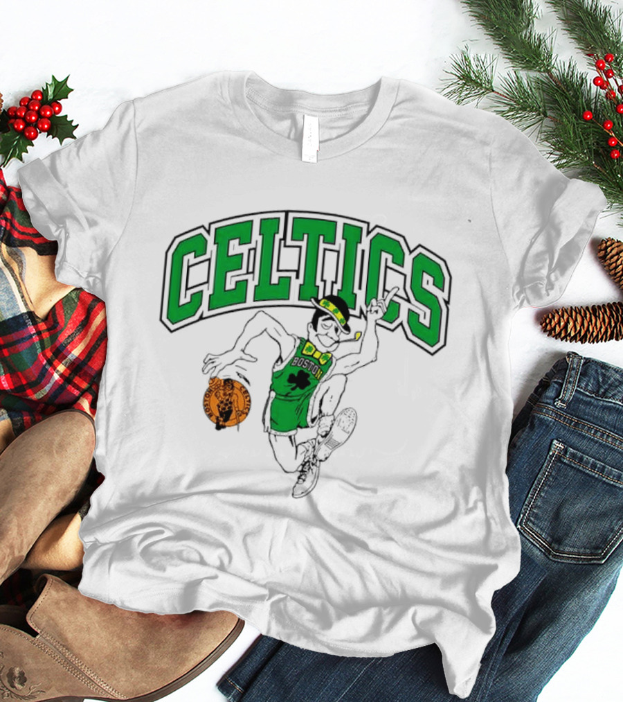 Boston Celtics Leprechaun Dancing Basketball St Patrick's Day Celebration T-Shirt