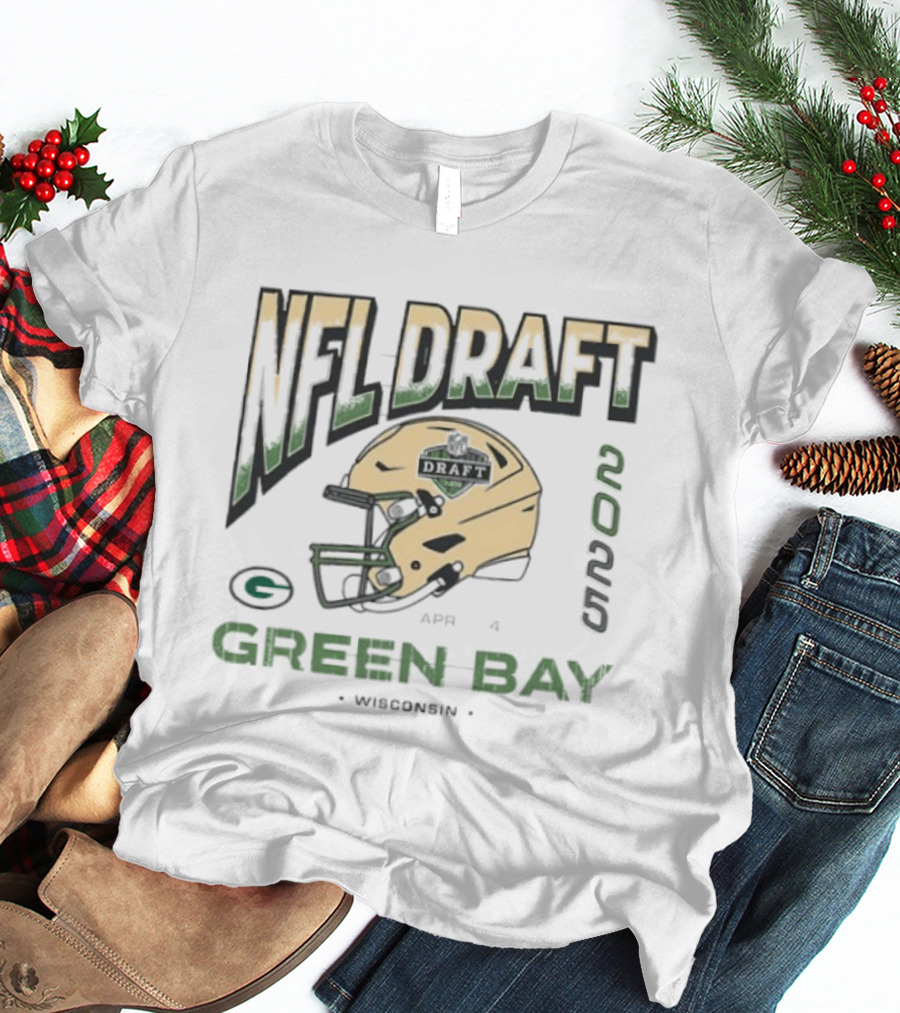 NFL Draft 2025 Green Bay APR 4 Wisconsin Packers Helmet T-Shirt