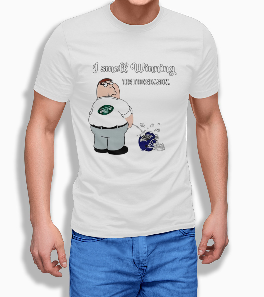 Peter Griffin New York Jets I Smell Winning Tis The Season Peeing On Baltimore Ravens Helmet T-Shirt