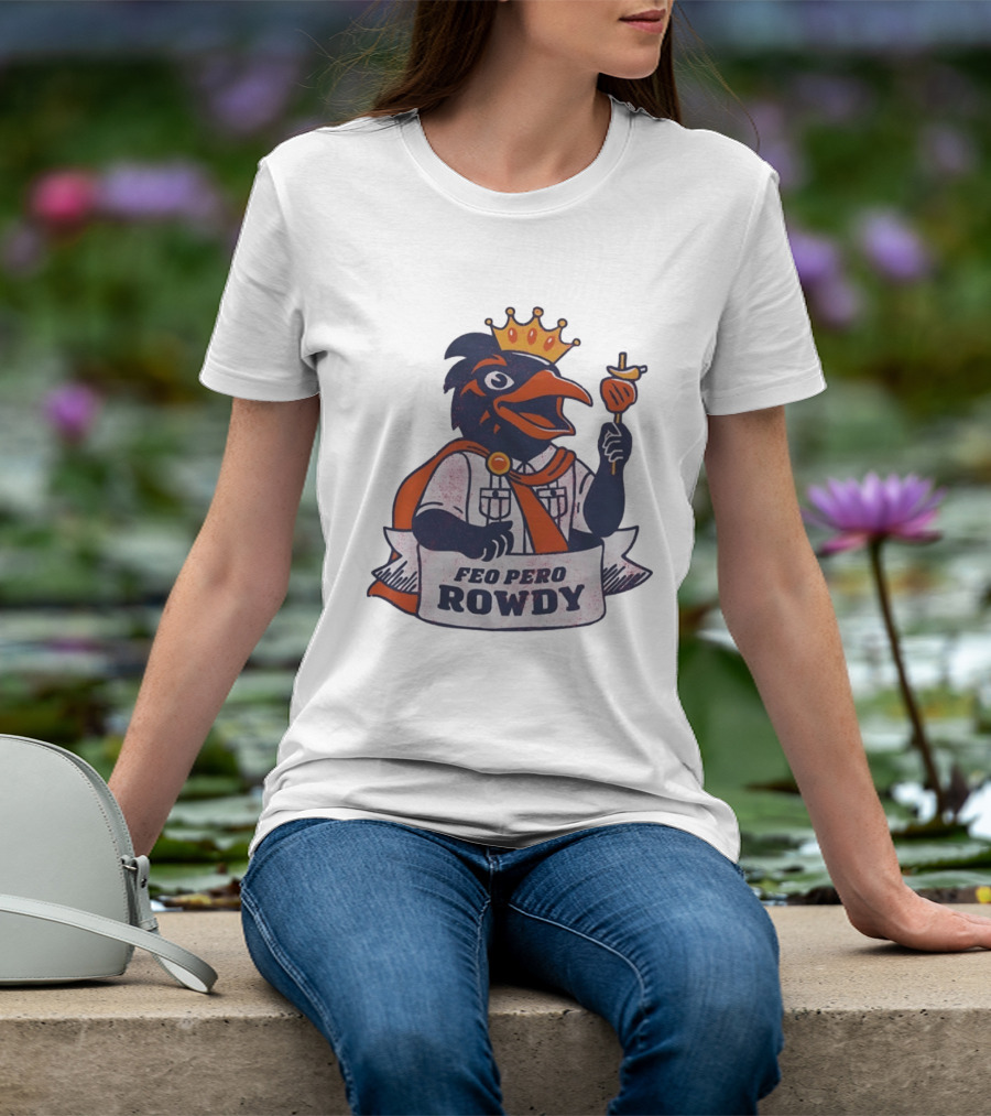 Feo Pero Rowdy Distressed Crow King Feopero With Skewer And Crown T-Shirt