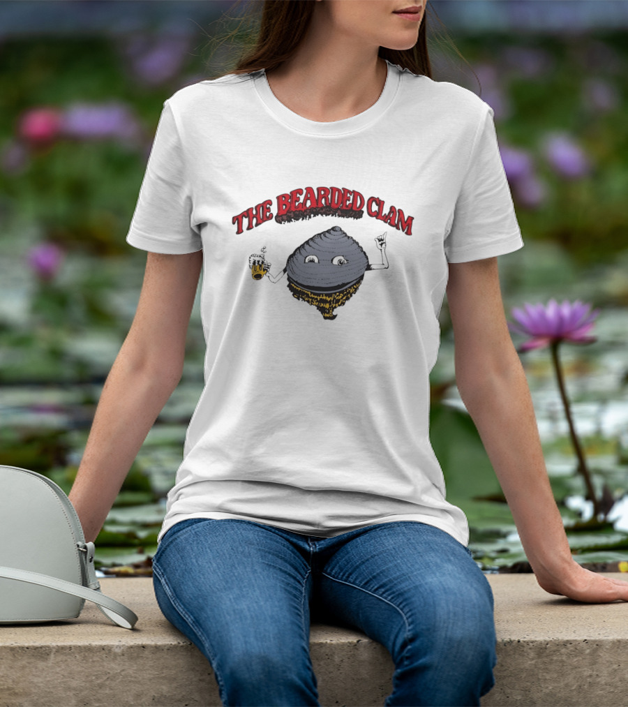 The Bearded Clam Cartoon Drinking Beer T-Shirt