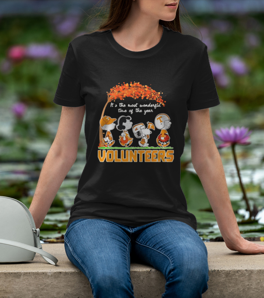 Peanuts Characters Tennessee Volunteers It's The Most Wonderful Time Of The Year T-Shirt