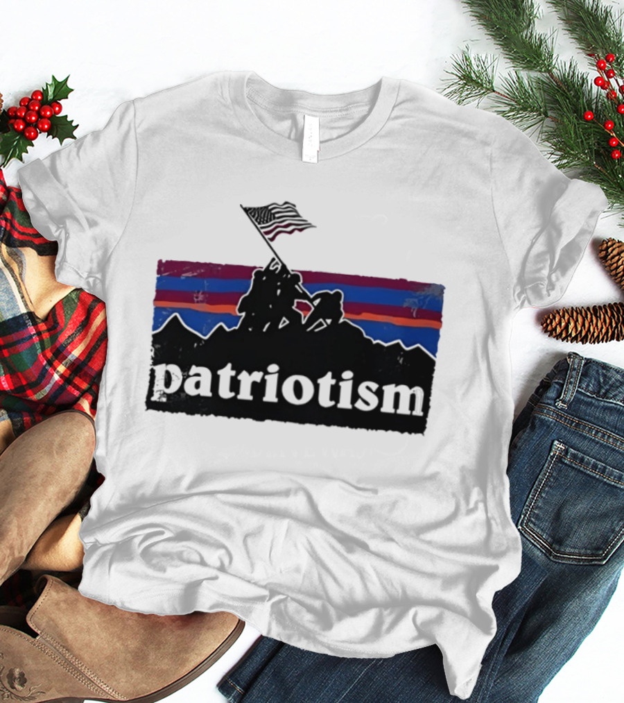 Patriotism Distressed Iwo Jima Flag Raising Retro Stripes T-Shirt