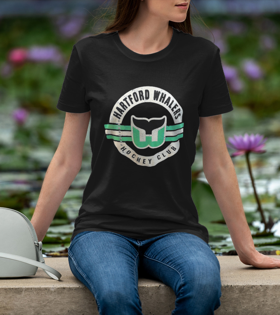 Hartford Whalers Distressed Vintage Hockey Club T-Shirt