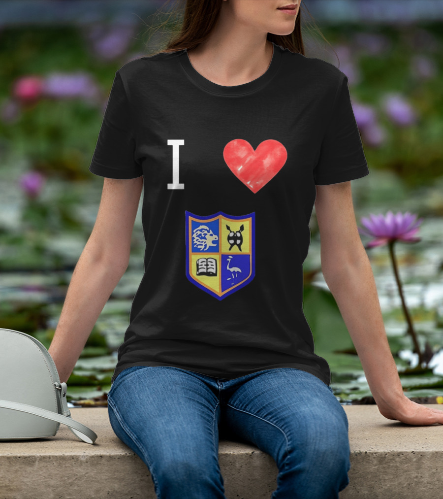 I Love University Of Zimbabwe UZ Harare Lion Emblem Crest T-Shirt