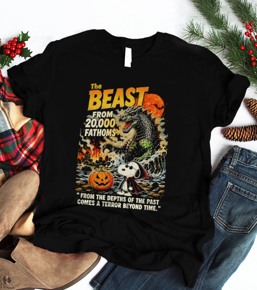 Snoopy And The Beast From 20000 Fathoms Halloween Pumpkin Terror T-Shirt