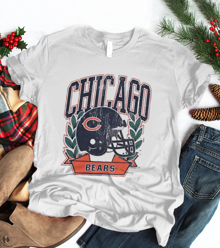 Chicago Bears Distressed Football Helmet T-Shirt
