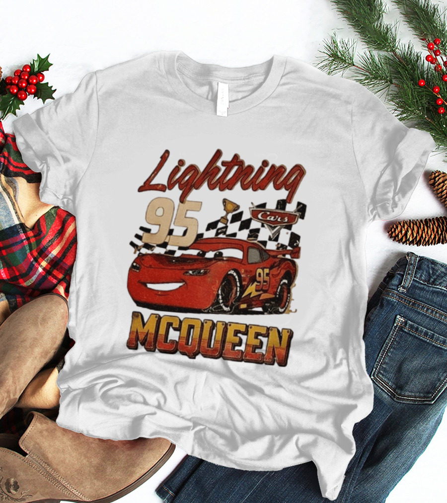 Lightning McQueen 95 Cars Trophy Checkered Flags Disney Pixar T-Shirt