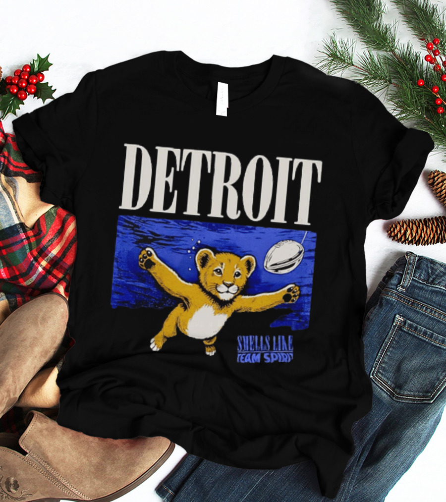Detroit Lions Smells Like Team Spirit Nostalgic Blue Lion Cub Football T-Shirt