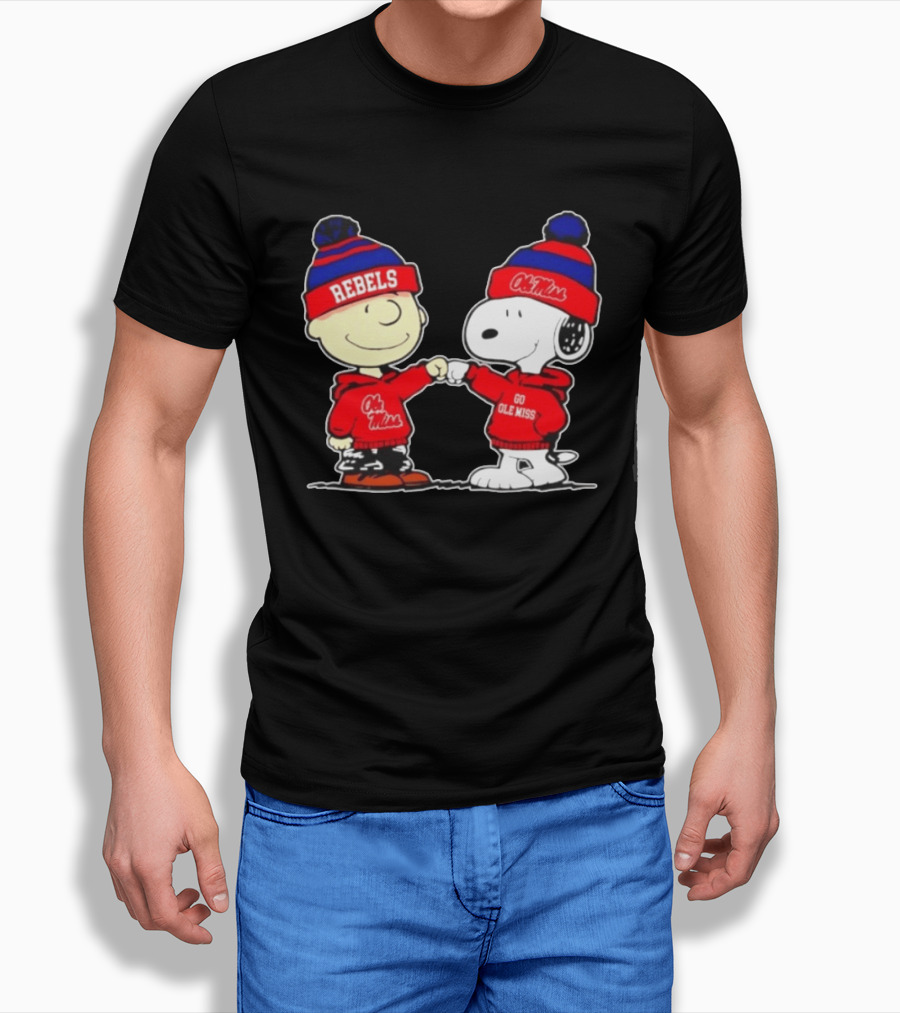 Ole Miss Rebels Snoopy Charlie Brown Fist Bump Go Ole Miss T-Shirt