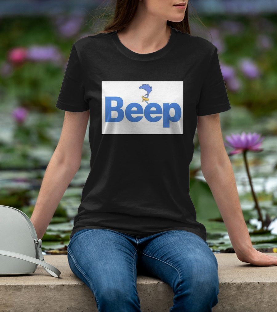 Looney Tunes Road Runner Beep Text Featuring Iconic Cartoon T-Shirt