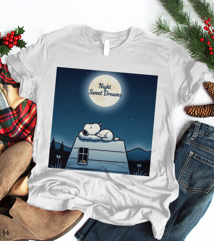 Snoopy Night Sweet Dreams Moonlight Scene Peanuts Sleeping Dog T-Shirt