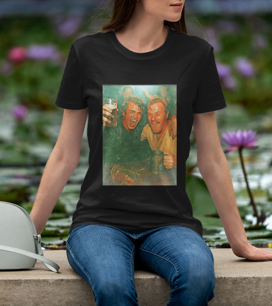Original Anakin Skywalker And Obi Wan Kenobi Celebrate With Beer Cheers T-Shirt