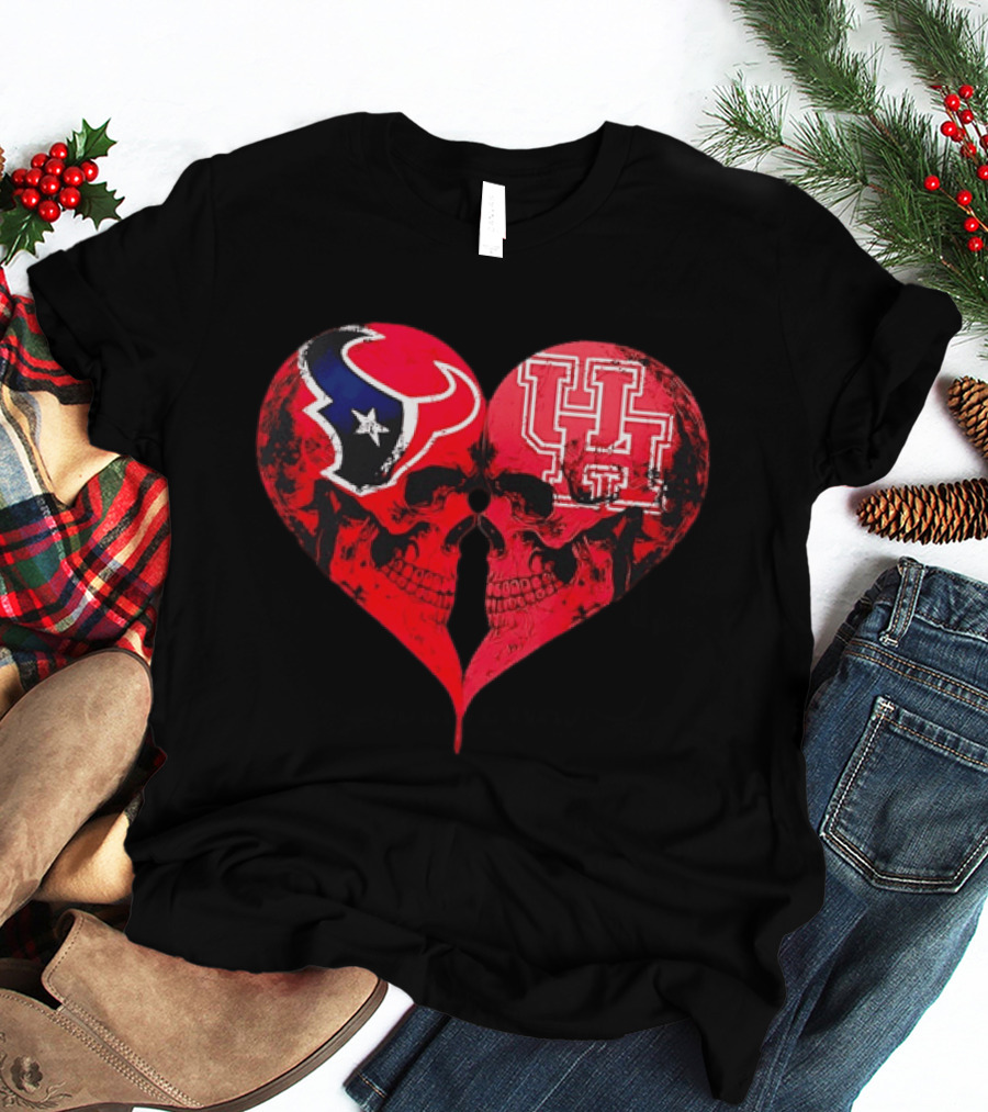 Houston Texans University Of Houston Cougars Heart Shaped Skulls Football Fans T-Shirt