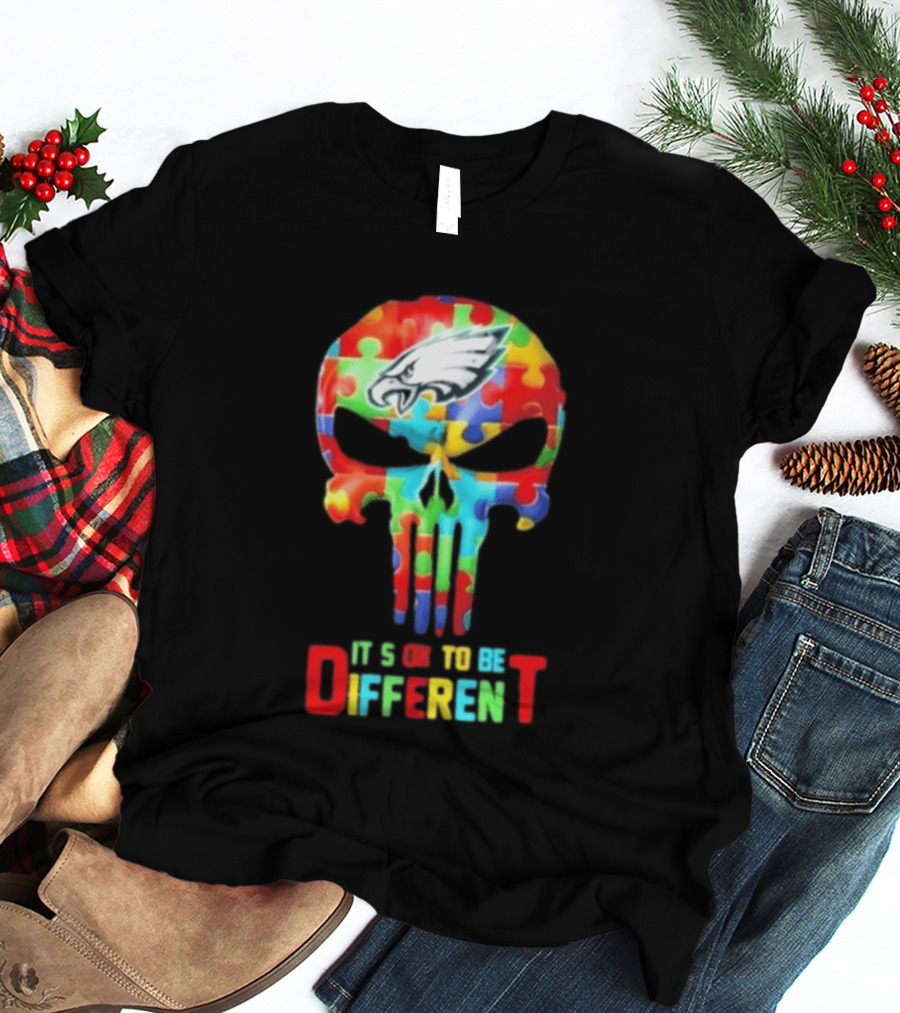 Philadelphia Eagles Skull Puzzle Autism Awareness It's Ok To Be Different T-Shirt