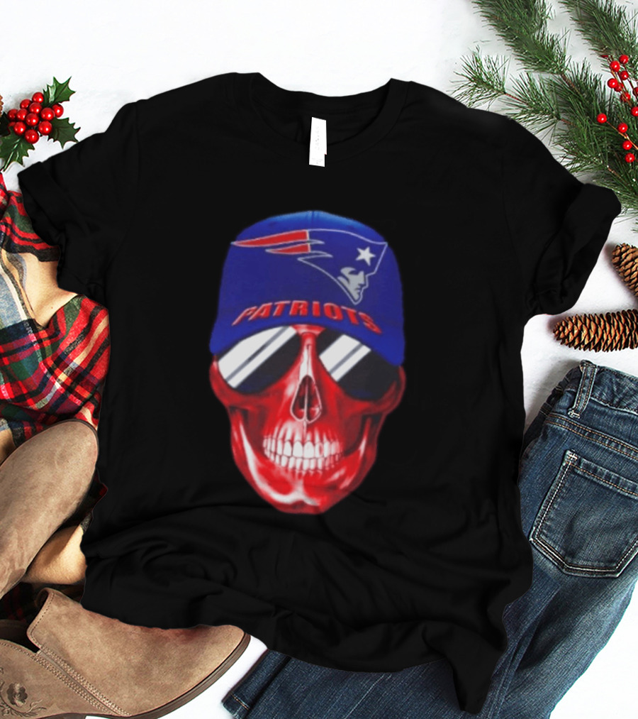 New England Patriots Cap Skull Smiling For Fans T-Shirt