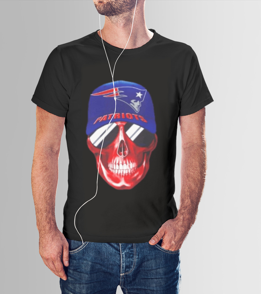 New England Patriots Cap Skull Smiling For Fans T-Shirt