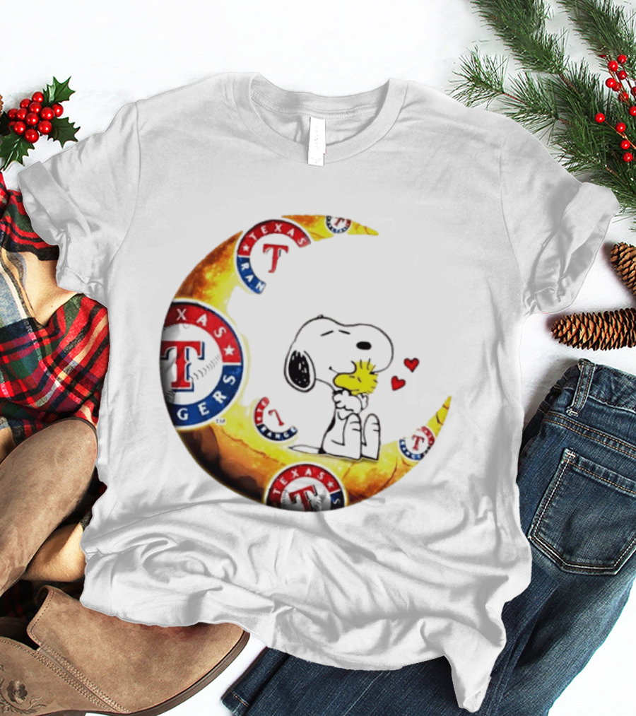Snoopy Woodstock Texas Rangers Moon Baseball Fan Celebration T-Shirt