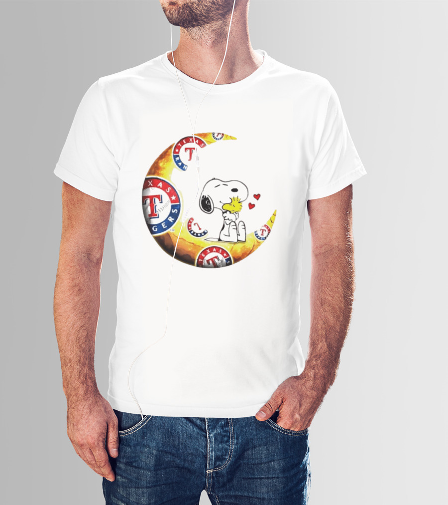 Snoopy Woodstock Texas Rangers Moon Baseball Fan Celebration T-Shirt