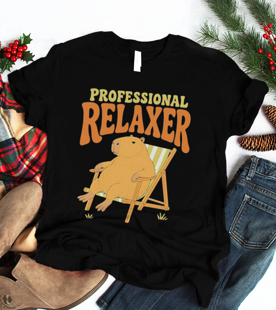 Professional Relaxer Capybara Sitting In Beach Chair T-Shirt
