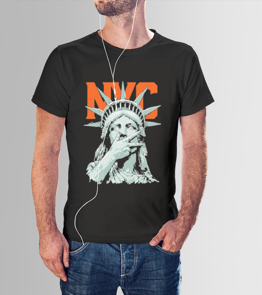 NYC Statue Of Liberty Peace Gesture Iconic Liberty T-Shirt
