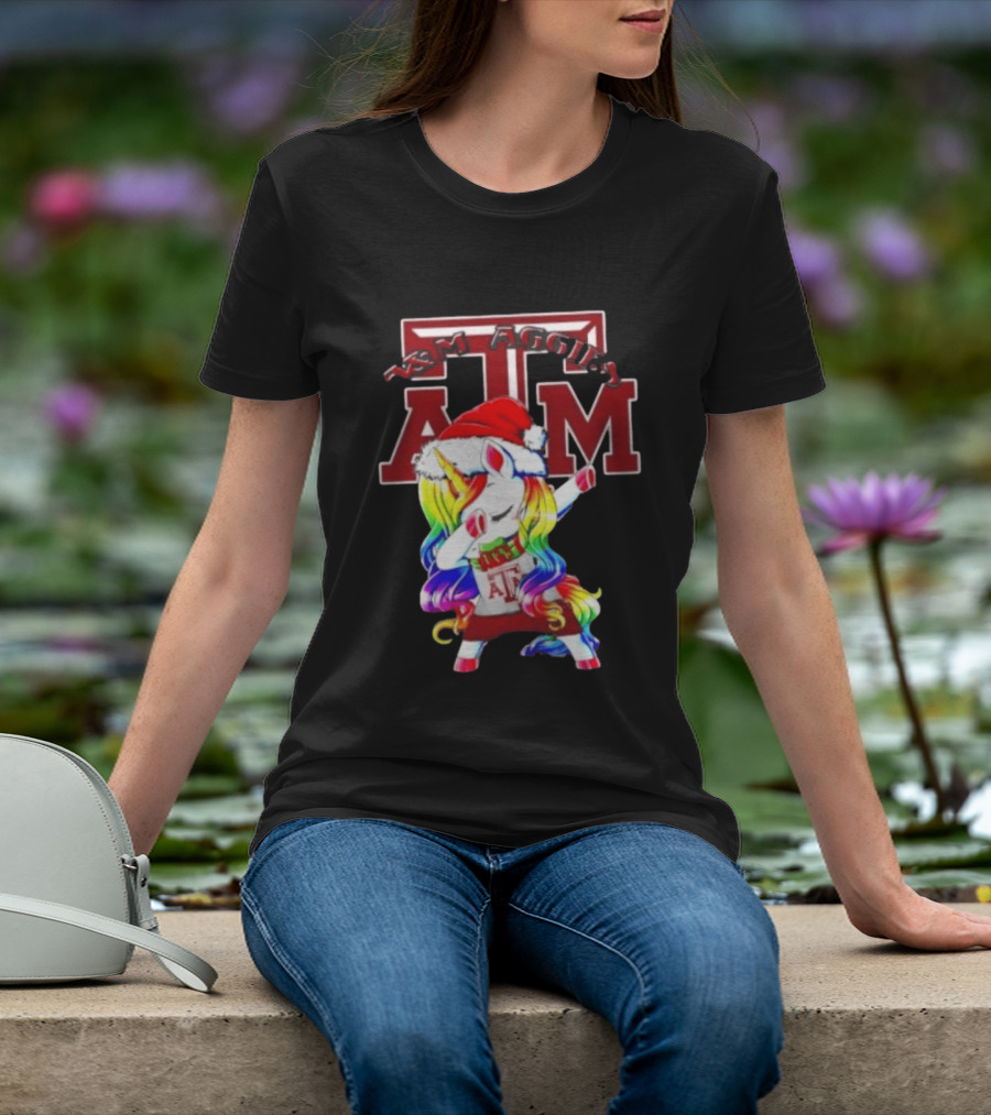 Texas Am Aggies Unicorn Dabbing Santa Hat Merry Christmas T-Shirt