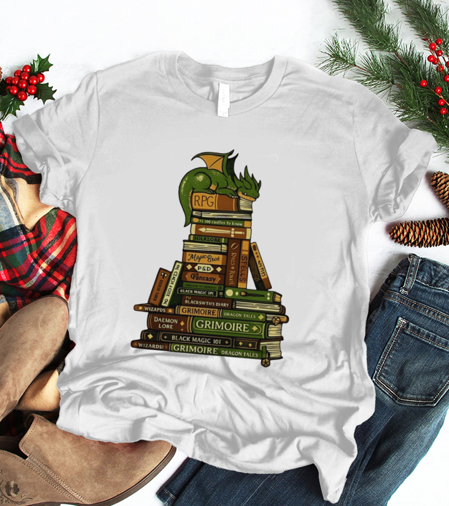 Dragon Resting On RPG Fantasy Grimoire Magic Books Stack T-Shirt
