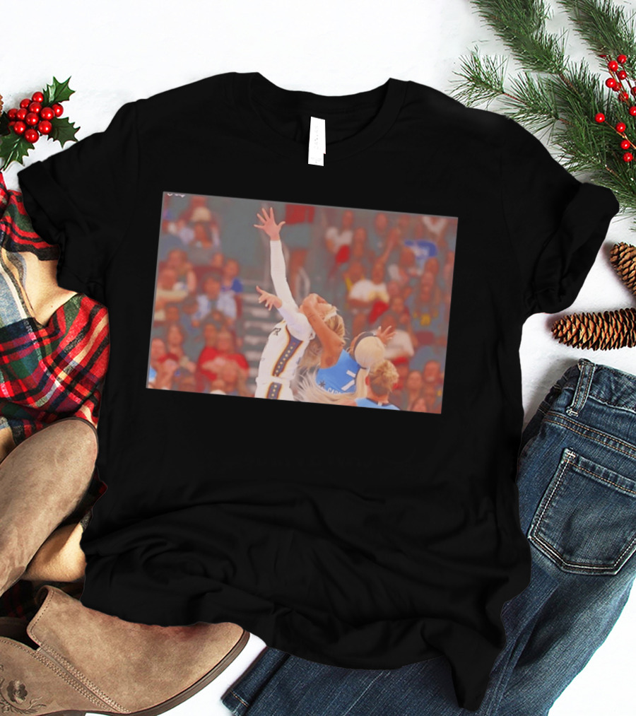 Chennedy Carter 7 Intense Matchup Chicago Sky Vs Indiana Fever Basketball Action T-Shirt
