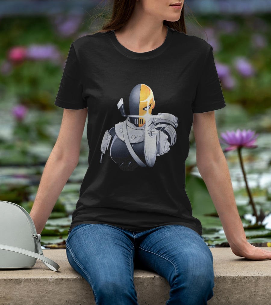 Deathstroke DC Comics Armor Sword Wielding T-Shirt