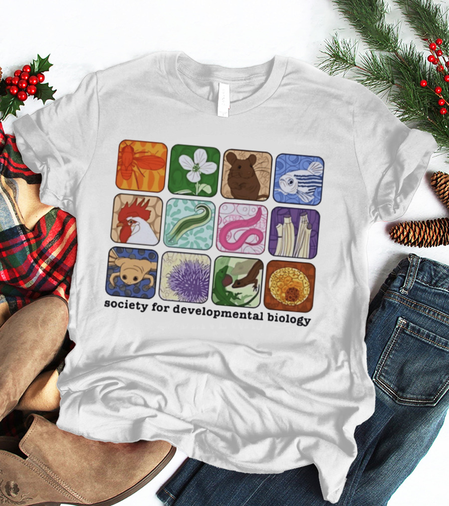 Society For Developmental Biology Model Organisms Collage Fly Plant Mouse Fish Chicken Worm Frog Plant Embryo Egg Cell T-Shirt