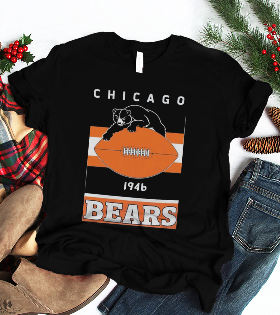 Chicago Bears 1946 Football Vintage Team History T-Shirt