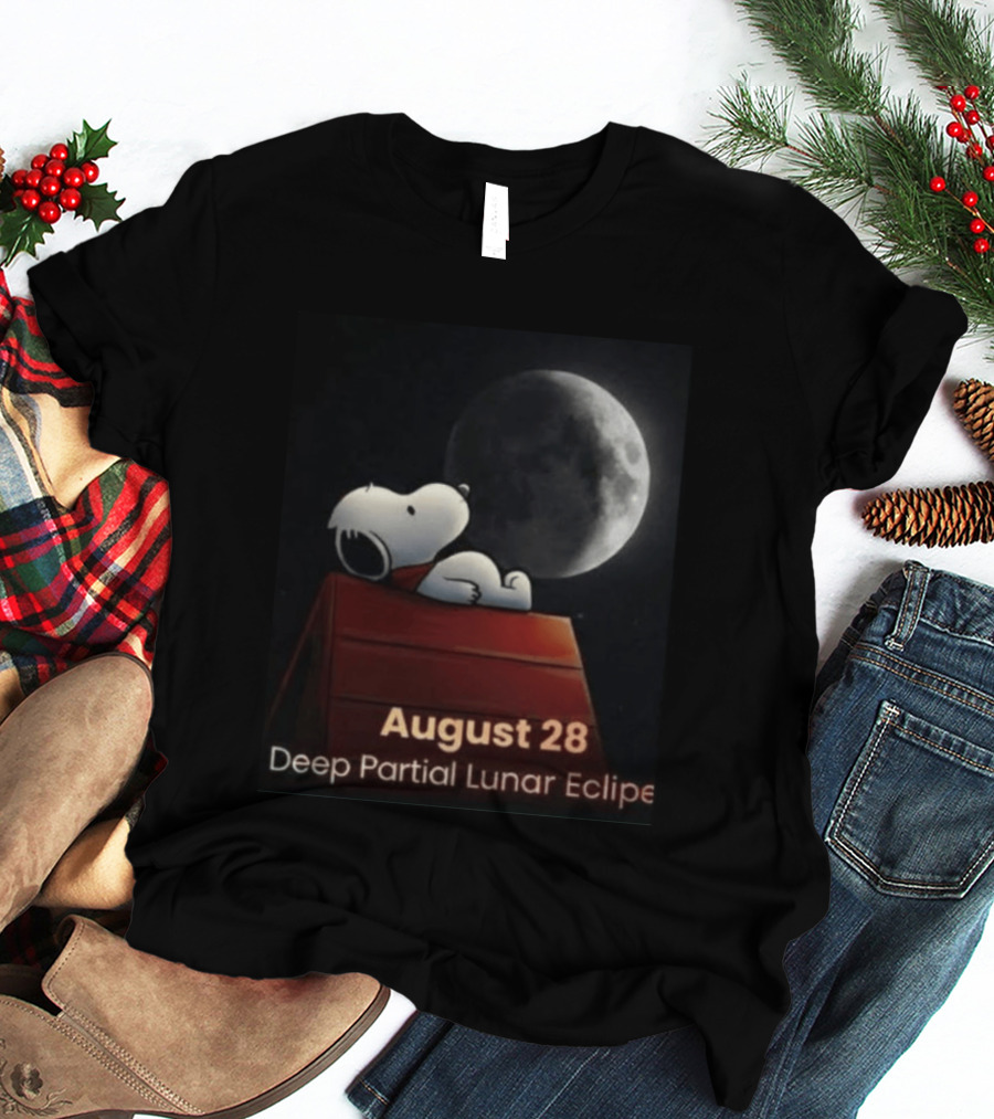 Snoopy August 28 Deep Partial Lunar Eclipse 2026 T-Shirt