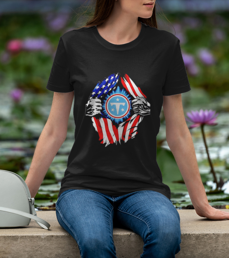 Tennessee Titans American Flag Ripped Chest USA Football Fan T-Shirt