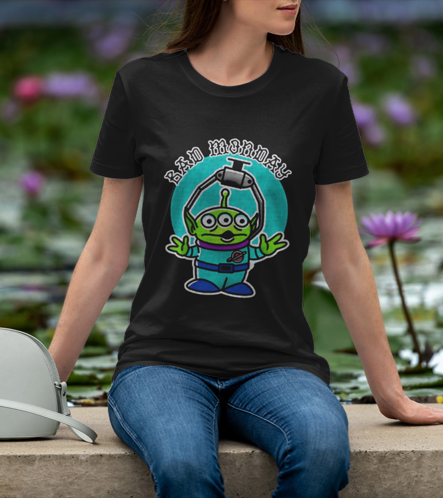 Bad Monday Toy Story Alien With Claw Gothic T-Shirt