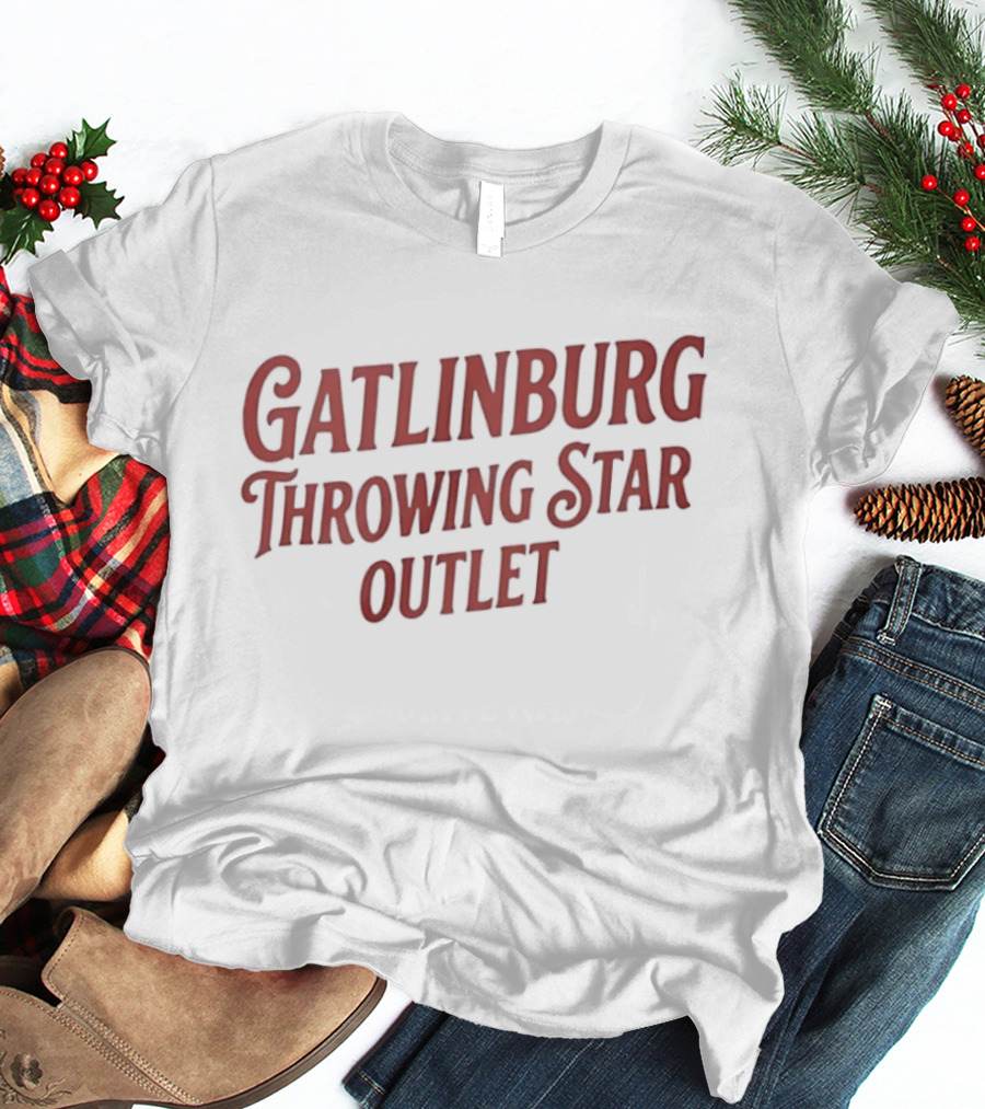 Gatlinburg Throwing Star Outlet Novelty T-Shirt