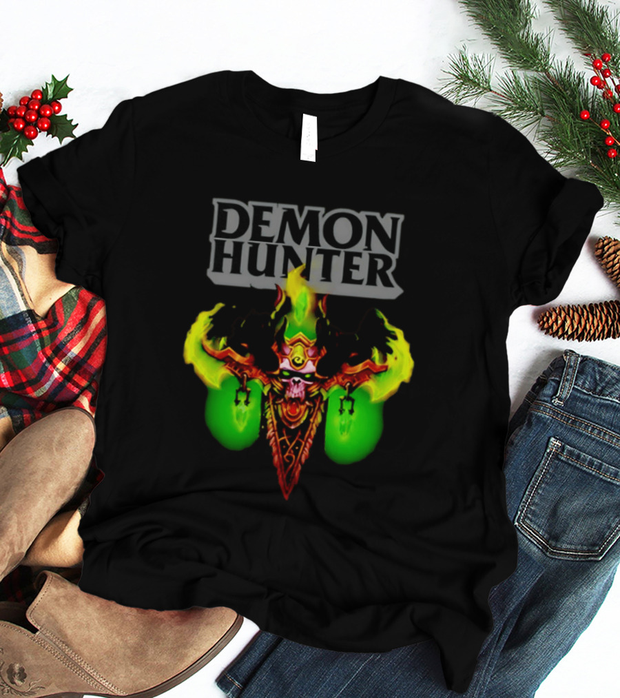 Demon Hunter Skull World Of Warcraft Emblem With Green Flame Accents T-Shirt