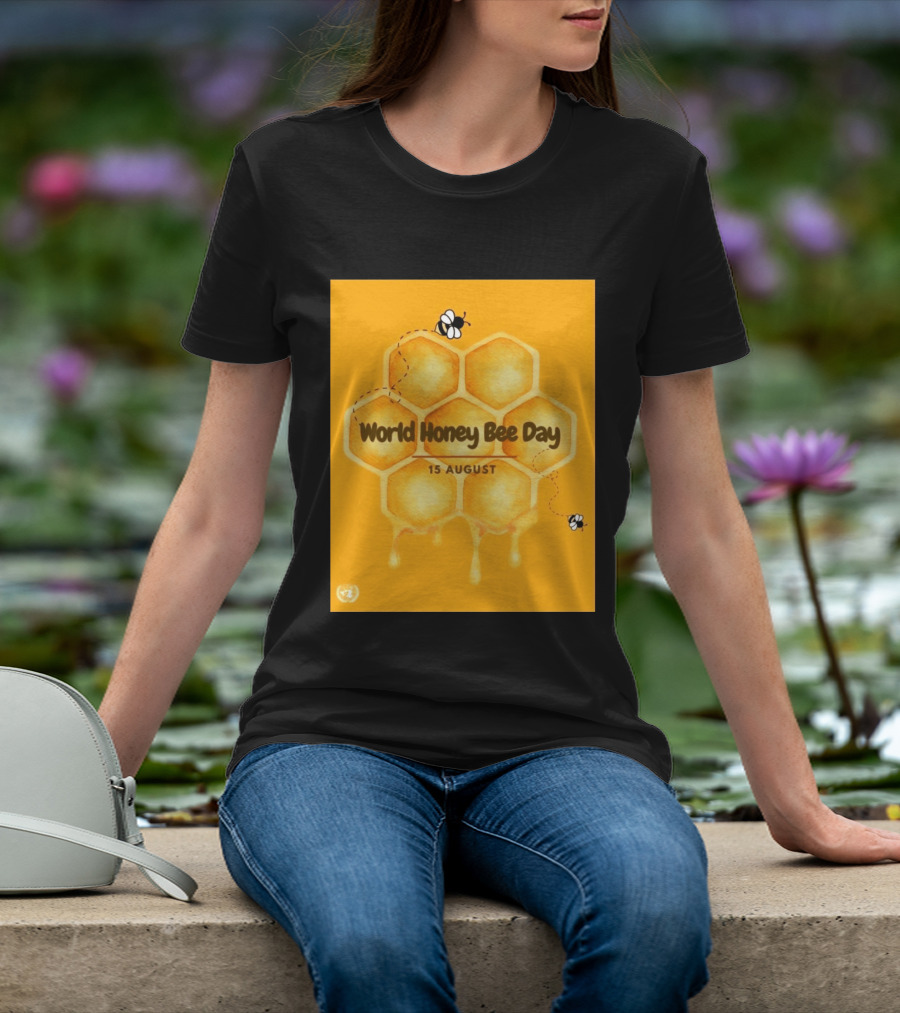 World Honey Bee Day 15 August Honeycomb T-Shirt