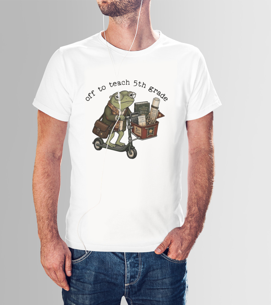 Off To Teach 5th Grade Frog Teacher Scooter Back To School T-Shirt