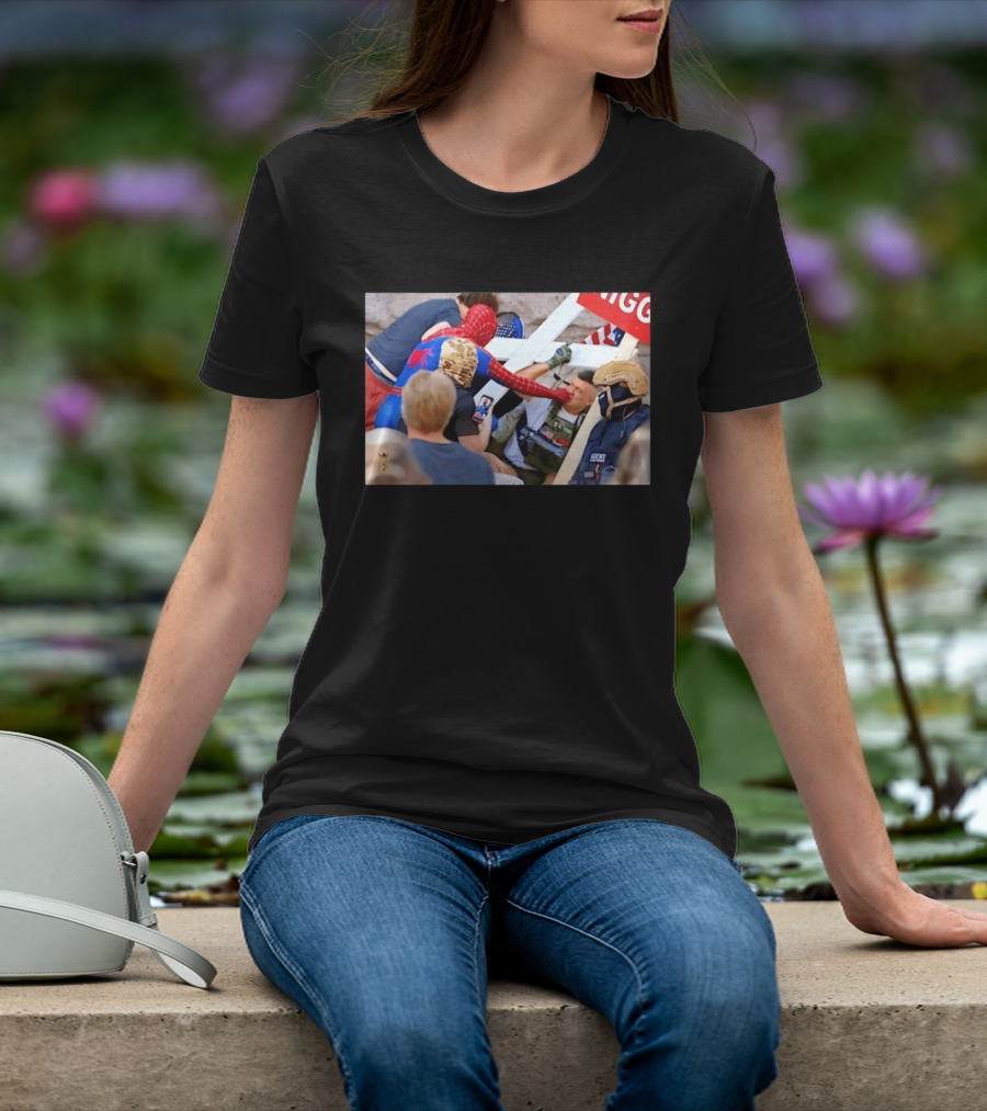 Spider Man Confrontation With Agent Superhero T-Shirt
