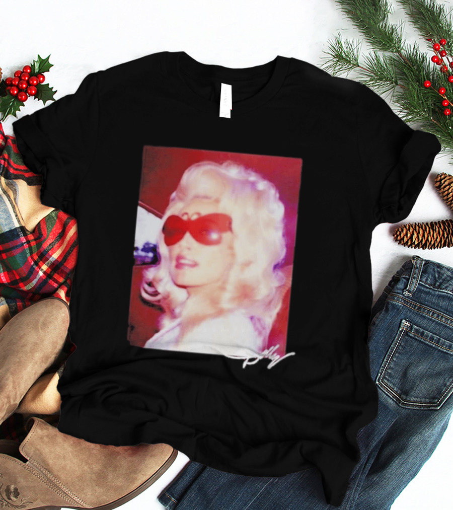 Dolly Parton Iconic Vintage Style With Red Sunglasses T-Shirt