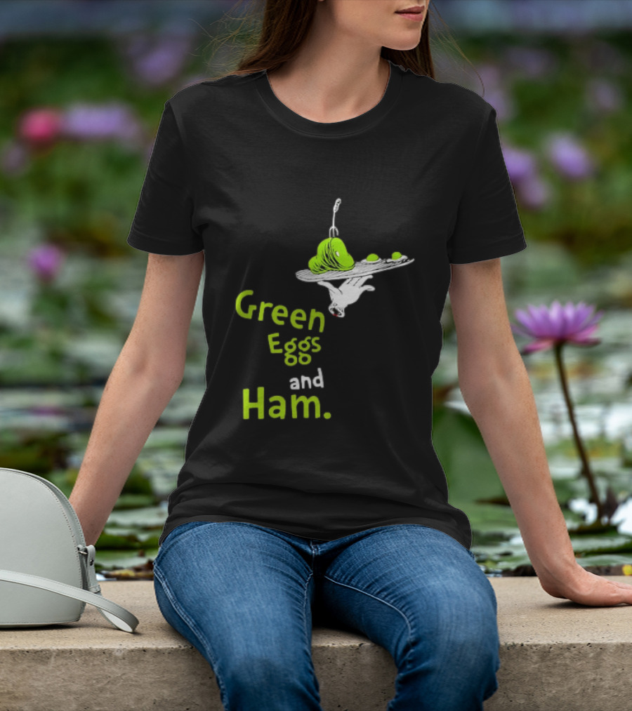 Dr Seuss Green Eggs And Ham Plate Illustration Classic Children's Book T-Shirt