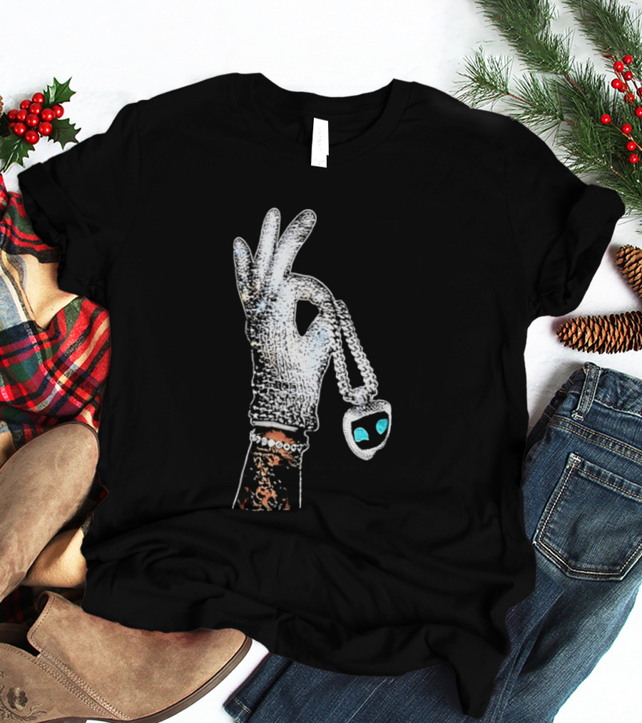 King Of Pop Sequin Glove Holding Alien Pendant T-Shirt