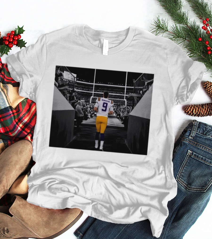Joe Burrow 9 LSU Tigers Football Quarterback Stadium Entrance T-Shirt