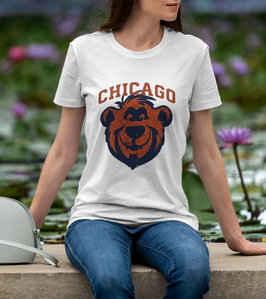 Chicago Bears Distressed Bear Face T-Shirt
